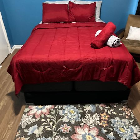 Fidelia Garnet Room, Queen Bed Minutes From Newark Liberty International Airport And Newark Penn Station Екстериор снимка
